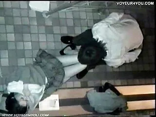 Taglio fantastico squirt orgasmi dopo la masturbazione voglioporno massaggio