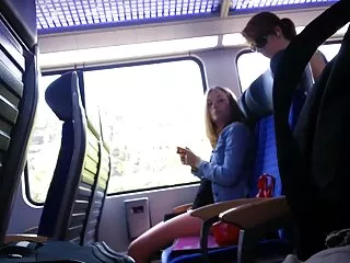 Irresistibile video massaggio erotico gratis amante scopa e fa uno schiavo succhiare un pene