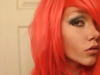 Schmara in un bandana video di massaggi erotici succhia pepper ragazzo